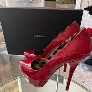 Dolce & Gabbana Red Patent Leather Pumps Size 37.5
